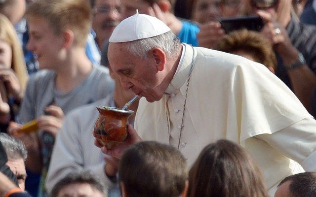 pope francis enjoying mate